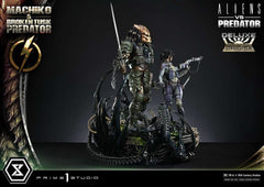 Aliens vs. Predator (Comic) Ultimate Premium Masterline Statue 1/4 Machiko & Broken Tusk Predator Deluxe Version 84 cm 4582647125316