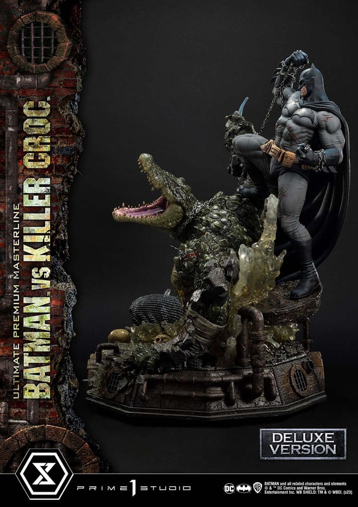 Batman Ultimate Premium Masterline Series Statue Batman Versus Killer Croc Deluxe Version 71 cm 4580708048468