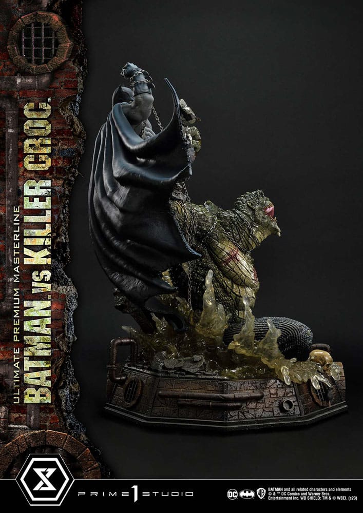 Batman Ultimate Premium Masterline Series Statue Batman Versus Killer Croc Deluxe Version 71 cm 4580708048468