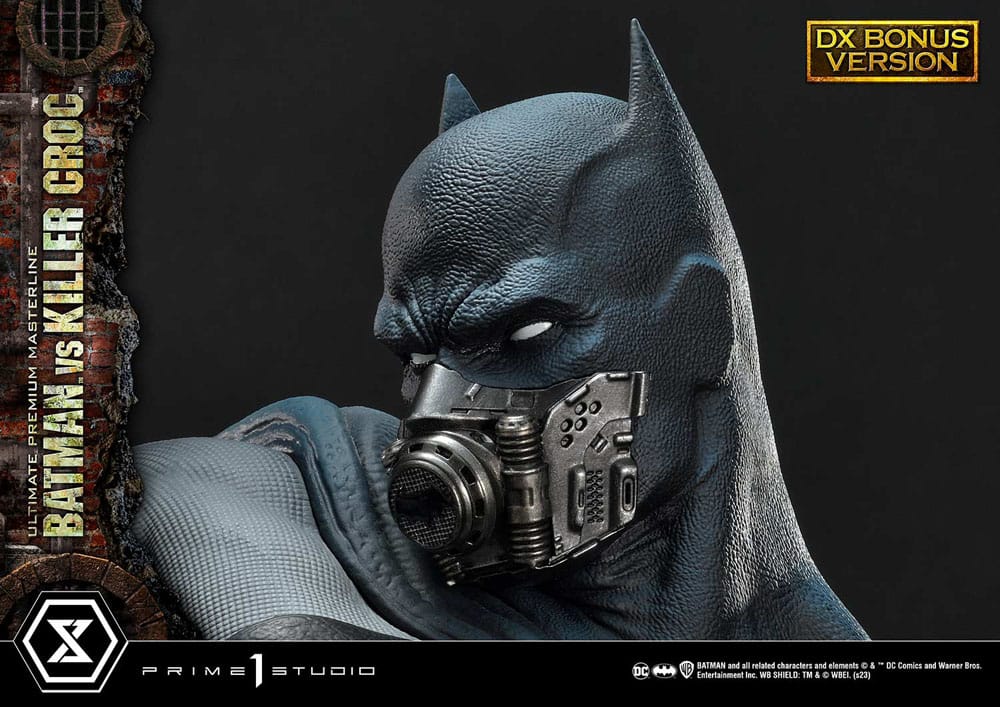 Batman Ultimate Premium Masterline Series Statue Batman Versus Killer Croc Deluxe Bonus Version 71 cm 4580708048475