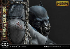Batman Ultimate Premium Masterline Series Statue Batman Versus Killer Croc Deluxe Bonus Version 71 cm 4580708048475