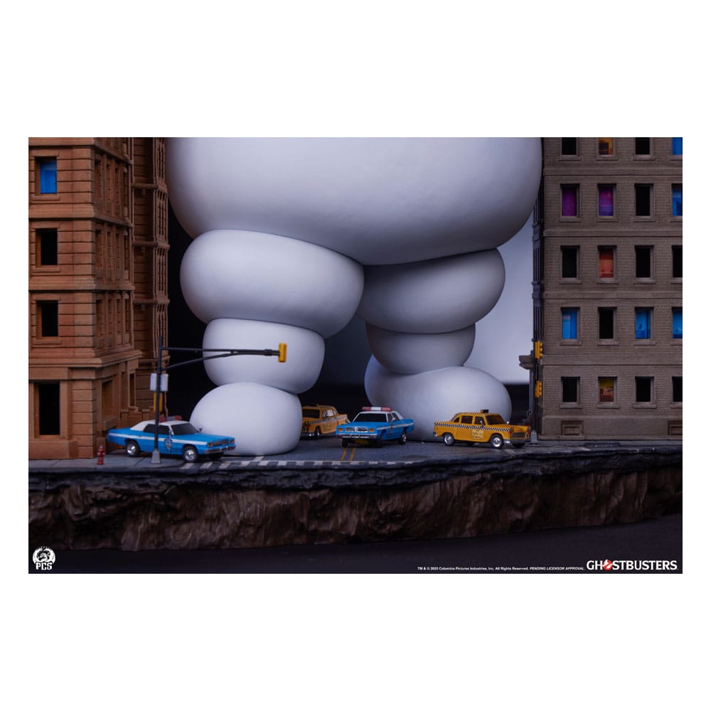 The Ghostbusters Diorama Statue Stay Puft Marshmallow Man 74 cm 0783214379048