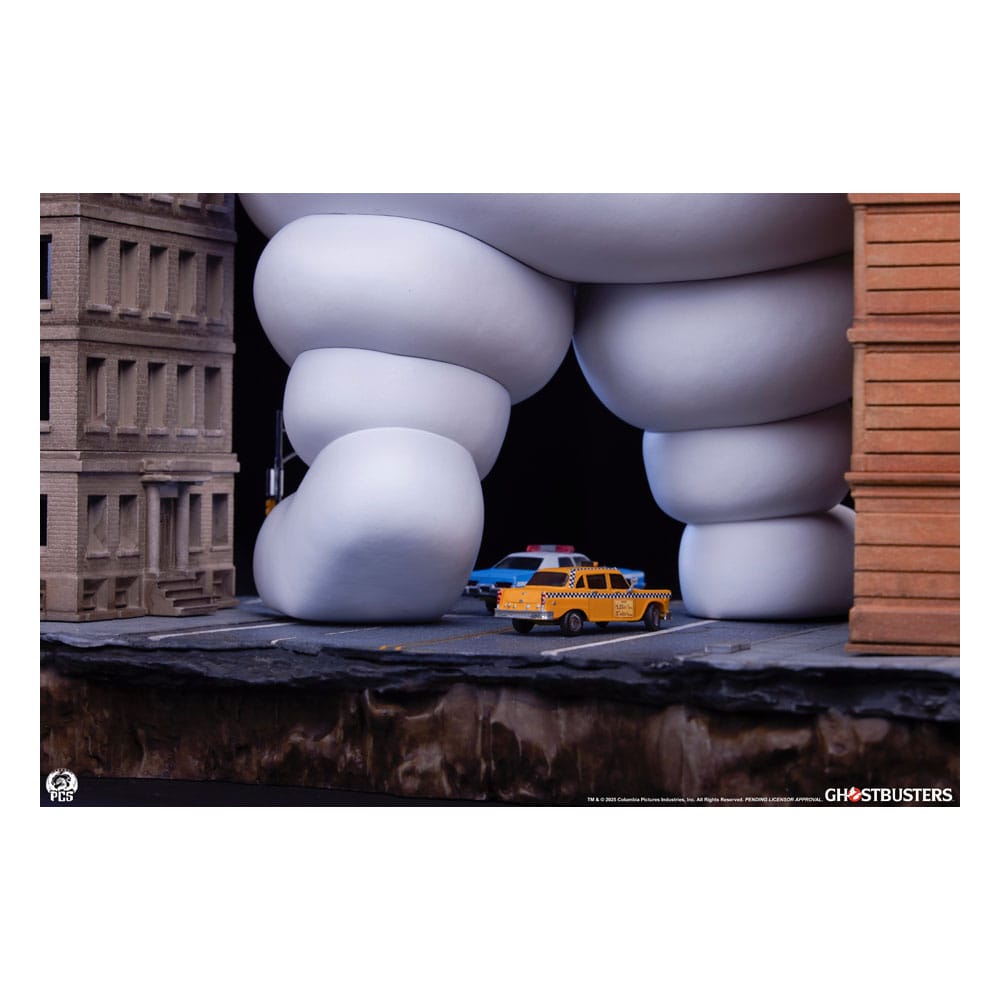 The Ghostbusters Diorama Statue Stay Puft Marshmallow Man Deluxe Edition 74 cm 0783214379055