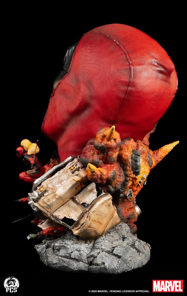 Marvel Fine Art Bust Deadpool 42 cm  0783214378560