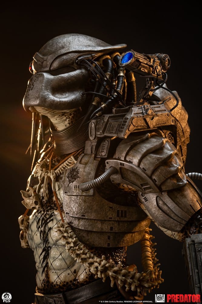 Predator Statue 1/2 Predator 117 cm 0783214380242
