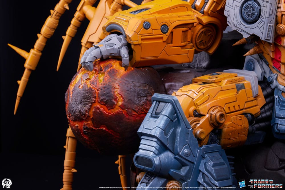 Transformers Museum Scale Statue Unicron 61 cm 0783214379482