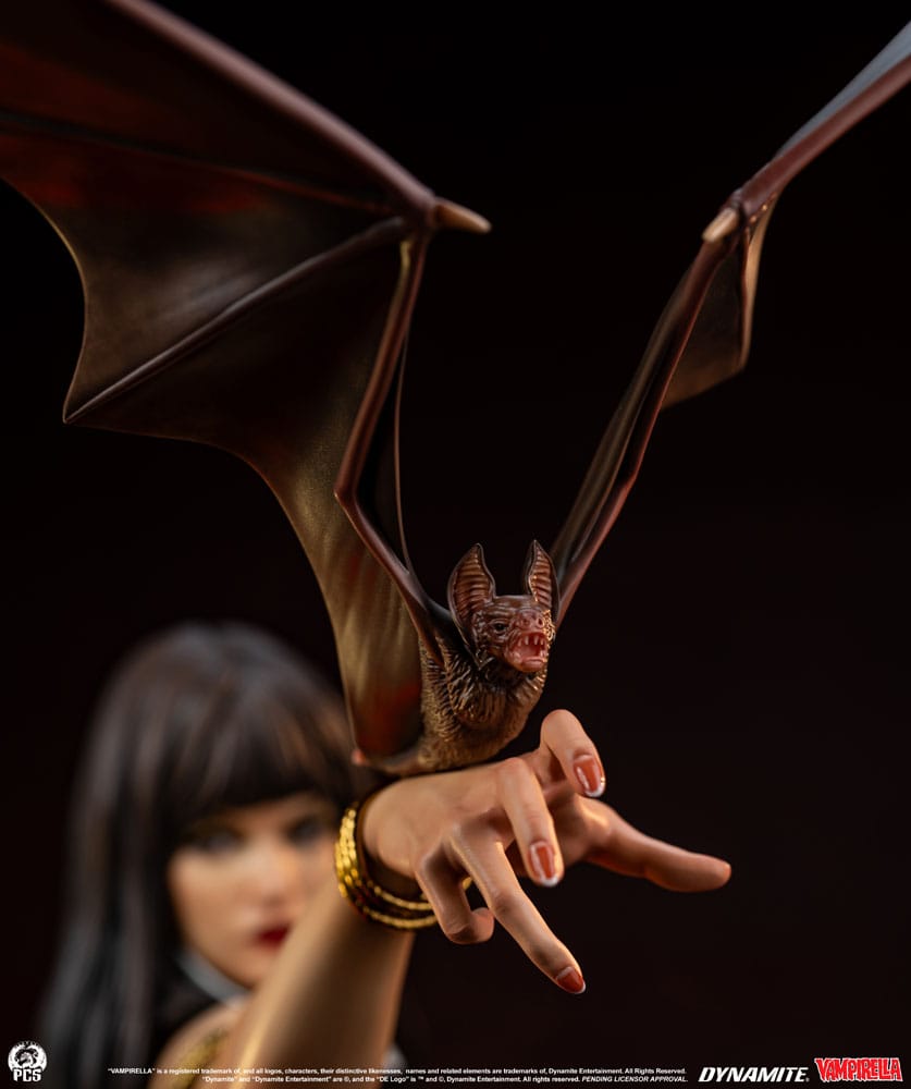 Vampirella Statue 1/2 Vampirella 112 cm 0783214379468
