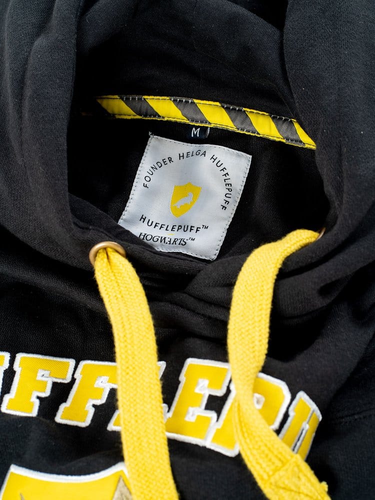 Harry Potter Kapuzenpullover Hufflepuff Deluxe Größe XXLHarry Potter Hooded Sweater Hufflepuff Deluxe Size XXLHarry Potter sweater à capuche Hufflepuff Deluxe (XXL)Harry Potter Sudadera capucha Hufflepuff Deluxe Talla XXL 5054015497800