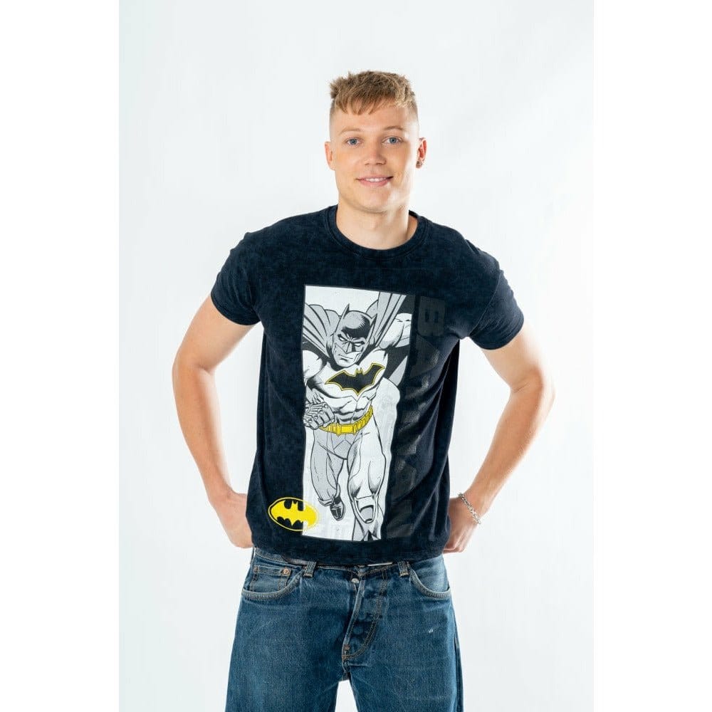 Batman T-Shirt Comic Acid Wash Größe XLBatman T-Shirt Comic Acid Wash Size XLBatman T-Shirt Comic Acid Wash (XL)Batman Camiseta Comic Acid Wash Talla XL 5054015506571