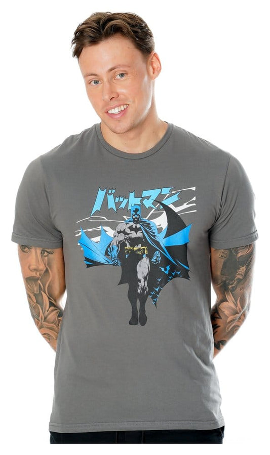 DC Comics T-Shirt Batman Manga Cape Größe LDC Comics T-Shirt Batman Manga Cape Size LDC Comics T-Shirt Batman Manga Cape (L)DC Comics Camiseta Batman Manga Cape Talla L 5054015506816