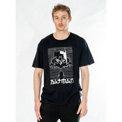 DC Comics T-Shirt Batman Anime City Size S 5054015508490