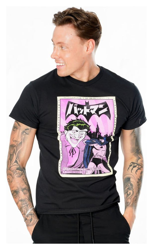 Batman T-Shirt Joker Anime Poster Größe XLBatman T-Shirt Joker Anime Poster Size XLBatman T-Shirt Joker Anime Poster (XL)Batman Camiseta Joker Anime Poster Talla XL 5054015508957