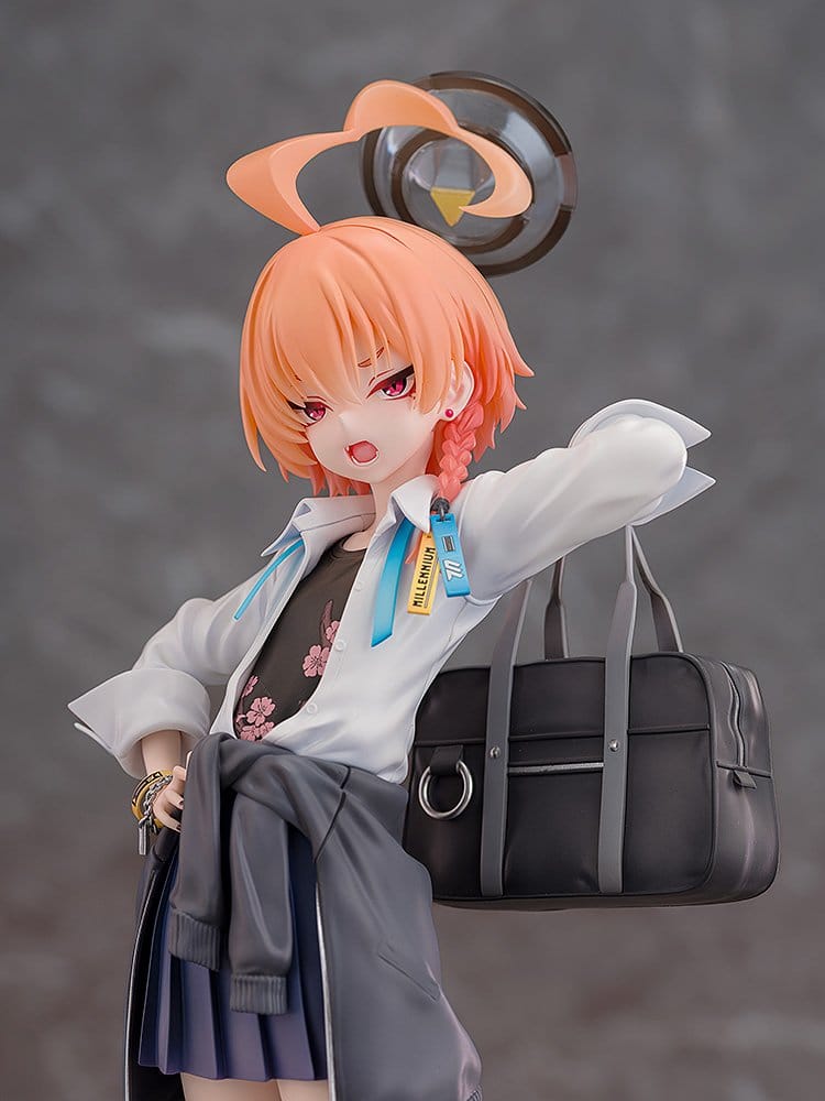 Blue Archive PVC Statue 1/7 Neru (School) 26 cm   4580678968919