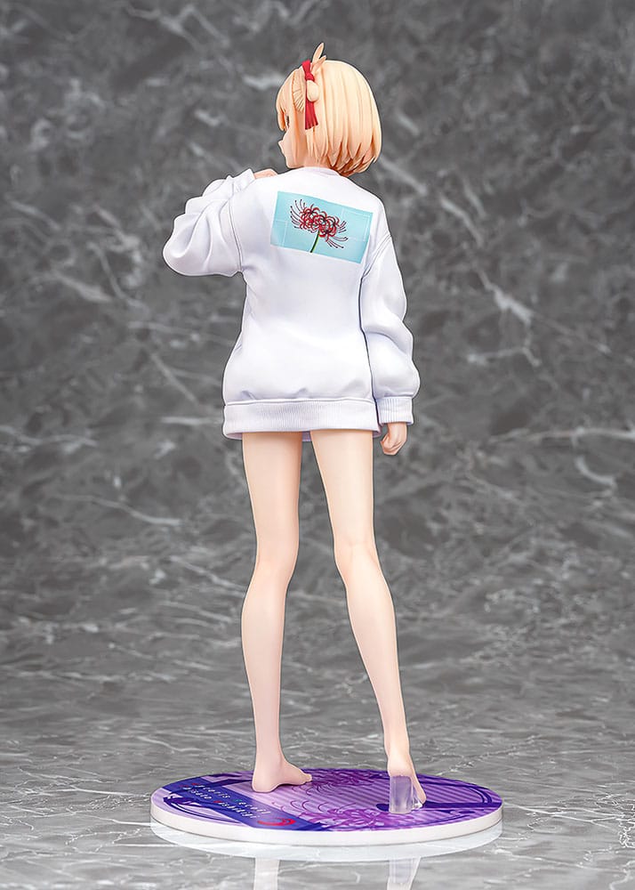 Lycoris Recoil PVC Statue 1/7 Chisato Nishikigi: Oversized Sweatshirt Ver. 25 cm 4580678969107