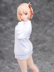 Lycoris Recoil PVC Statue 1/7 Chisato Nishikigi: Oversized Sweatshirt Ver. 25 cm 4580678969107