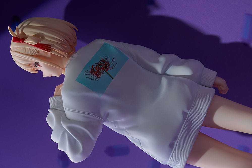 Lycoris Recoil PVC Statue 1/7 Chisato Nishikigi: Oversized Sweatshirt Ver. 25 cm 4580678969107