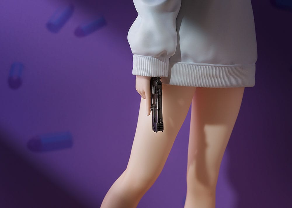 Lycoris Recoil PVC Statue 1/7 Chisato Nishikigi: Oversized Sweatshirt Ver. 25 cm 4580678969107