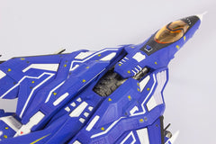 Raiden V Director´s Cut Plastic Model Kit 1/100 FT-00004A Azuma 2P Color Ver. 18 cm     4582362384074