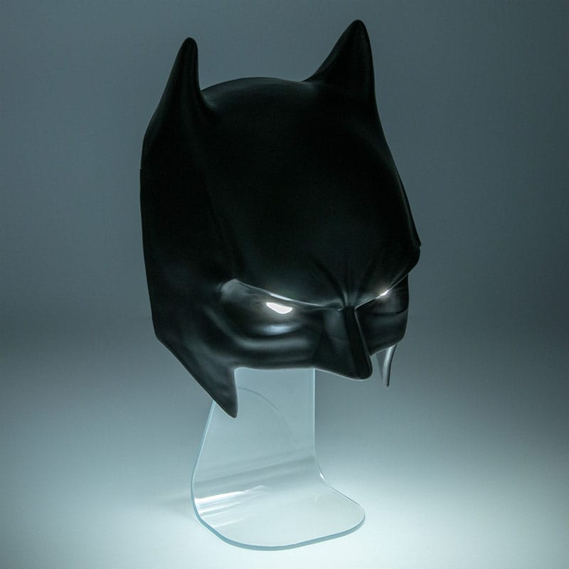 DC Comics 3D LED Light Batman Mask 5056577751376