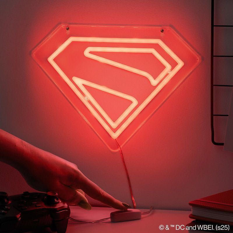 DC Comics LED Wall Lamp Light Superman Neon       5056577754476