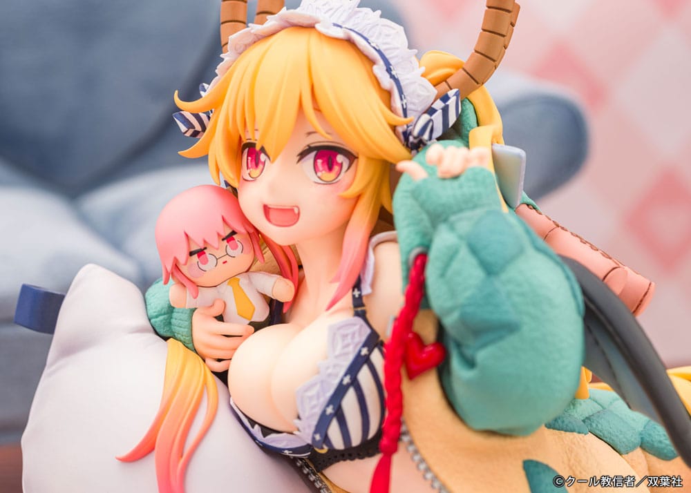 Miss Kobayashi´s Dragon Maid PVC Statue 1/7 Tohru Dragon hoodie Ver. 15 cm       4582666823392