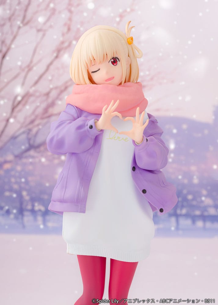 Lycoris Recoil PVC Statue 1/7 Chisato Nishikigi Winter Ver. 23 cm               4582666825204