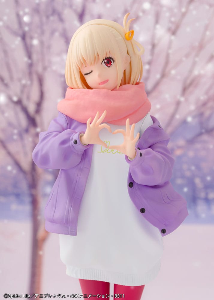 Lycoris Recoil PVC Statue 1/7 Chisato Nishikigi Winter Ver. 23 cm               4582666825204