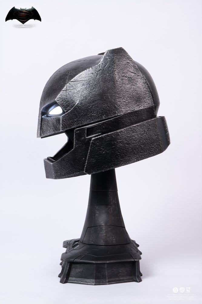 Justice League Replica 1/1 Batman v Superman: Dawn of Justice Armored Batman Helmet 50 cm 0713929406043