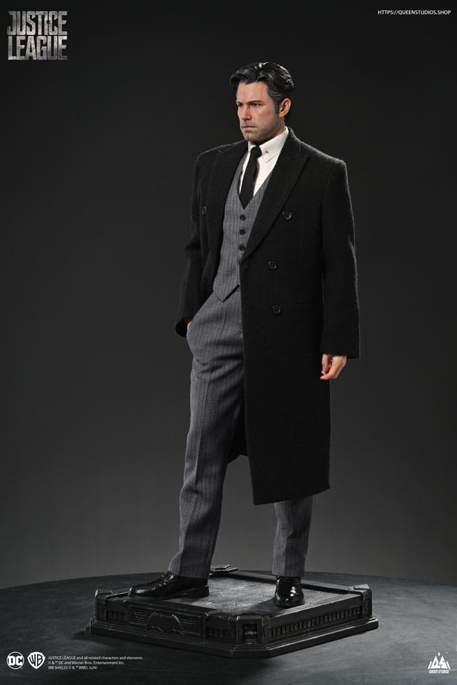 Justice League Statue 1/4 Bruce Wayne (Ben Affleck) 51 cm 6972662531588