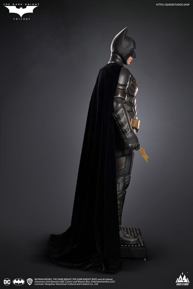 The Dark Knight Life-Size Statue Batman Premium Edition 207 cm 6972662531236