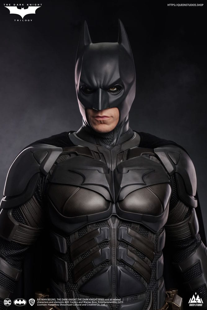 The Dark Knight Life-Size Statue Batman Premium Edition 207 cm 6972662531236