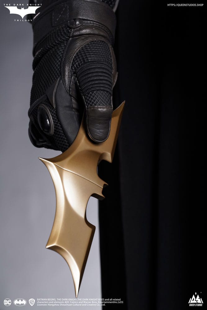 The Dark Knight Life-Size Statue Batman Premium Edition 207 cm 6972662531236