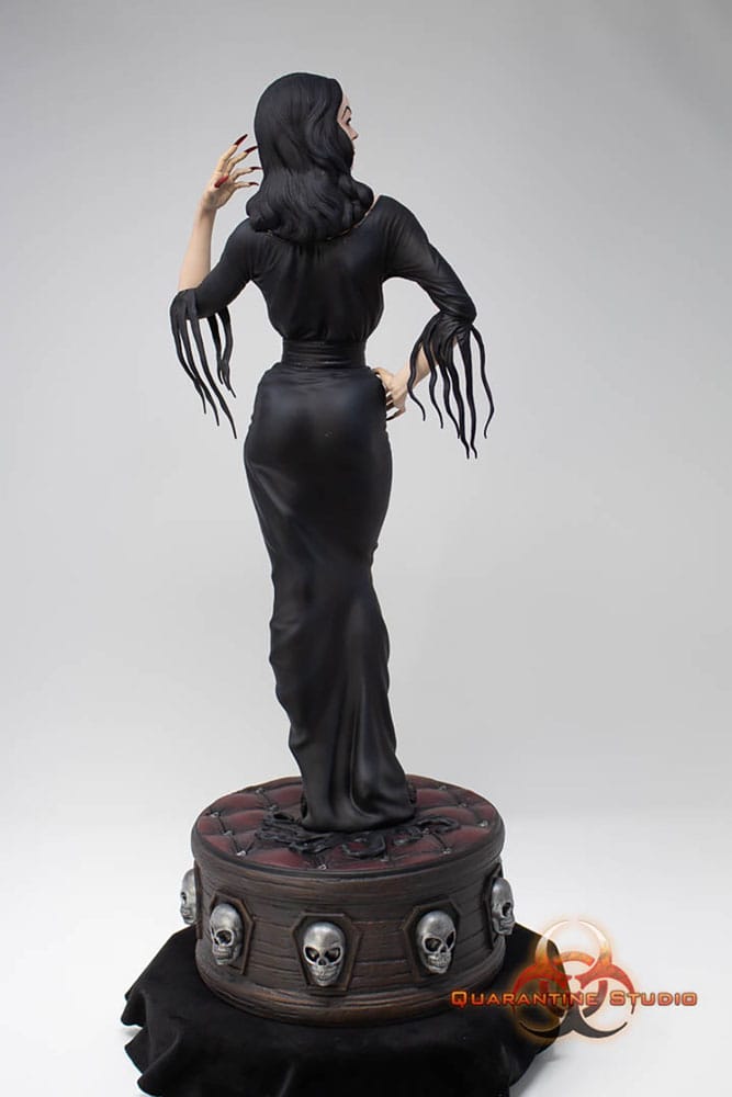 Vampira Statue 1/6 Queen of the Ghouls 43 cm 0601968819736