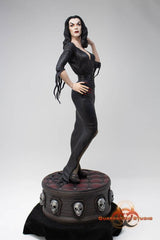 Vampira Statue 1/6 Queen of the Ghouls 43 cm 0601968819736