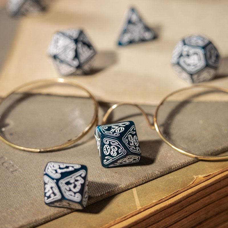 Call of Cthulhu Dice Set Abyssal & White (7) 5907699495979