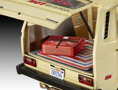 Stranger Things Model Kit 1/25 VW T3 Bus Surfer Boy 19 cm 4009803077253