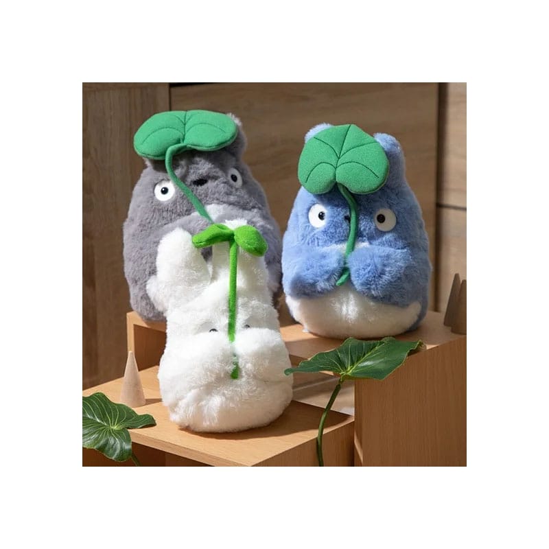 My Neighbor Totoro Nakayoshi Plush Figure Big Totoro with leaf 21 cm 3760372330422