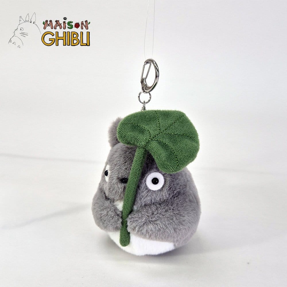 My Neighbor Totoro Nakayoshi Keychain Big Totoro with leaf 3760372331559
