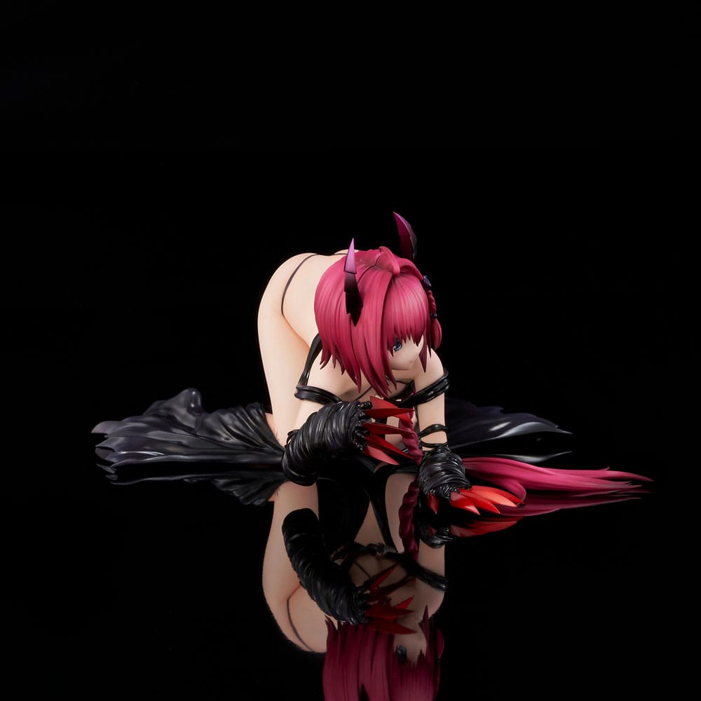 To Love-Ru Darkness Statue PVC 1/6 Mea Kurosaki Darkness Ver. 15 cm 4589642714651