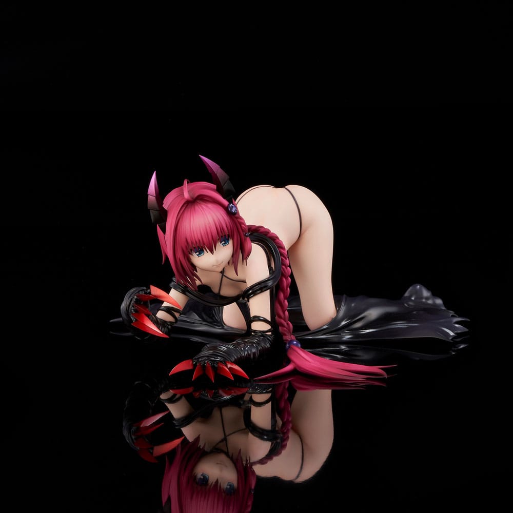 To Love-Ru Darkness Statue PVC 1/6 Mea Kurosaki Darkness Ver. 15 cm 4589642714651