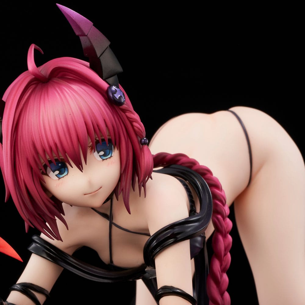 To Love-Ru Darkness Statue PVC 1/6 Mea Kurosaki Darkness Ver. 15 cm 4589642714651