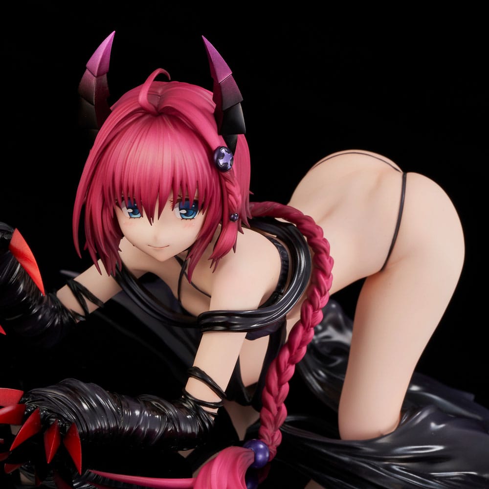 To Love-Ru Darkness Statue PVC 1/6 Mea Kurosaki Darkness Ver. 15 cm 4589642714651