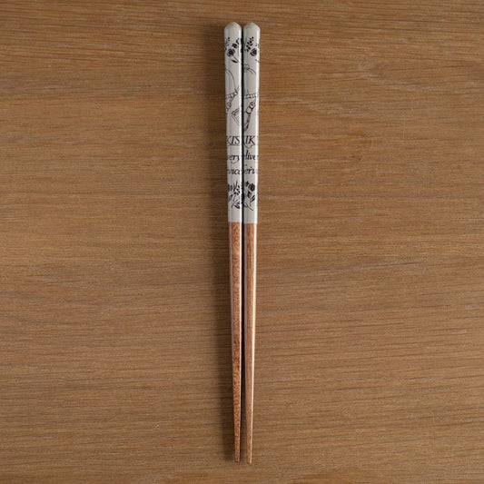Studio Ghibli lacquered Chopsticks sketches Kiki delivery's service brown 21 cm 4973307601736