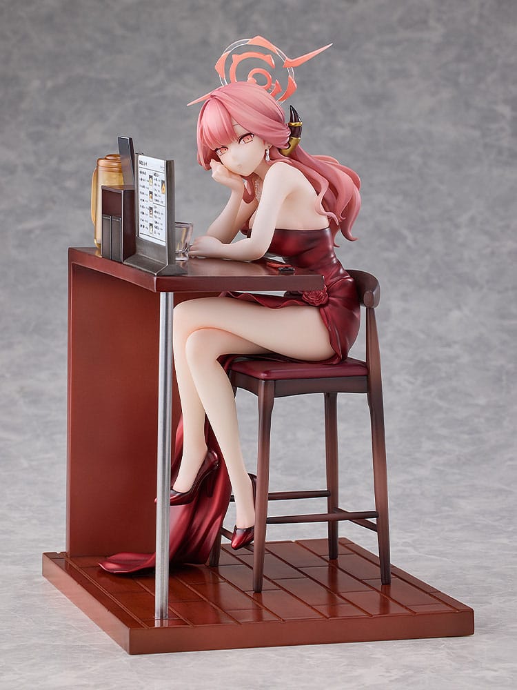 Blue Archive PVC Statue 1/7 Aru (Dress): Memorial Lobby Ver. 23 cm     4595316221202