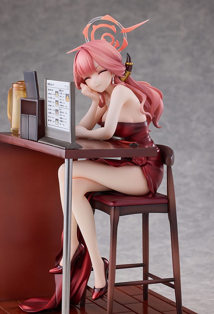 Blue Archive PVC Statue 1/7 Aru (Dress): Memorial Lobby Ver. 23 cm     4595316221202