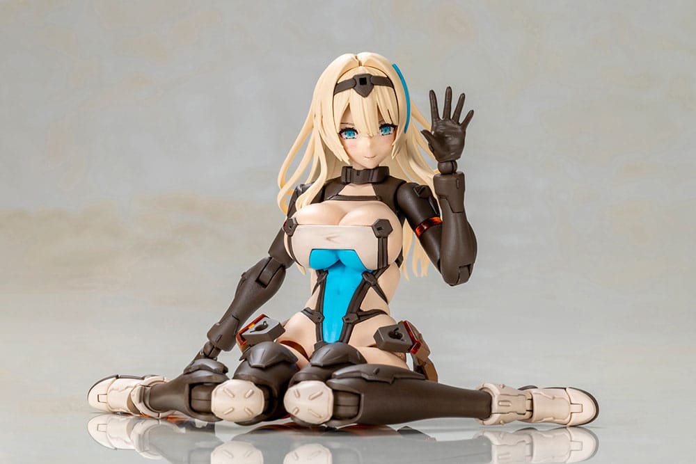 Front Mission Structure Arts Plastic Model Kits Zenith Girl 16 cm  4934054075416