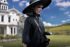 Beetlejuice Action Figure 1/6 Lydia Deetz 25 cm 0747720277069