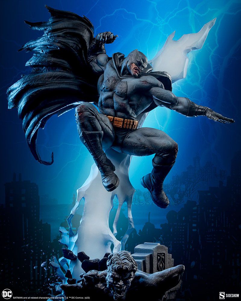 DC Comics Premium Format Statue Batman: The Dark Knight Returns 80 cm 300805