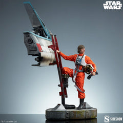 Star Wars Premium Format Statue Luke Skywalker & X-Wing: Red Five, Standing By 76 cm 0747720277441