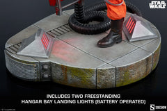 Star Wars Premium Format Statue Luke Skywalker & X-Wing: Red Five, Standing By 76 cm 0747720277441